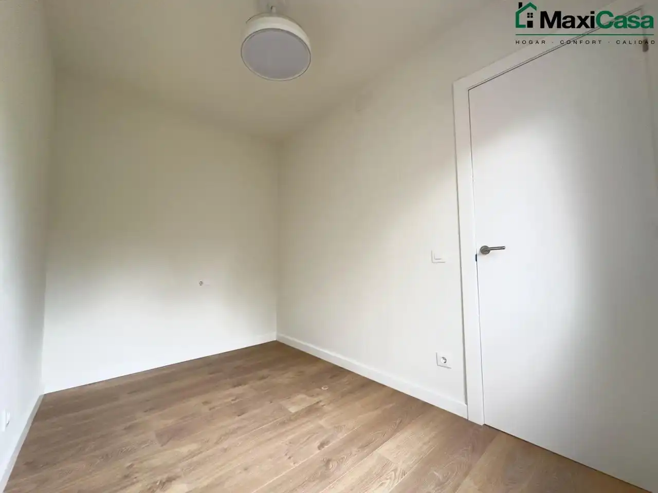 Dormitori de Pis en venda en Barcelona amb Aire condicionat, Parquet i Terrassa