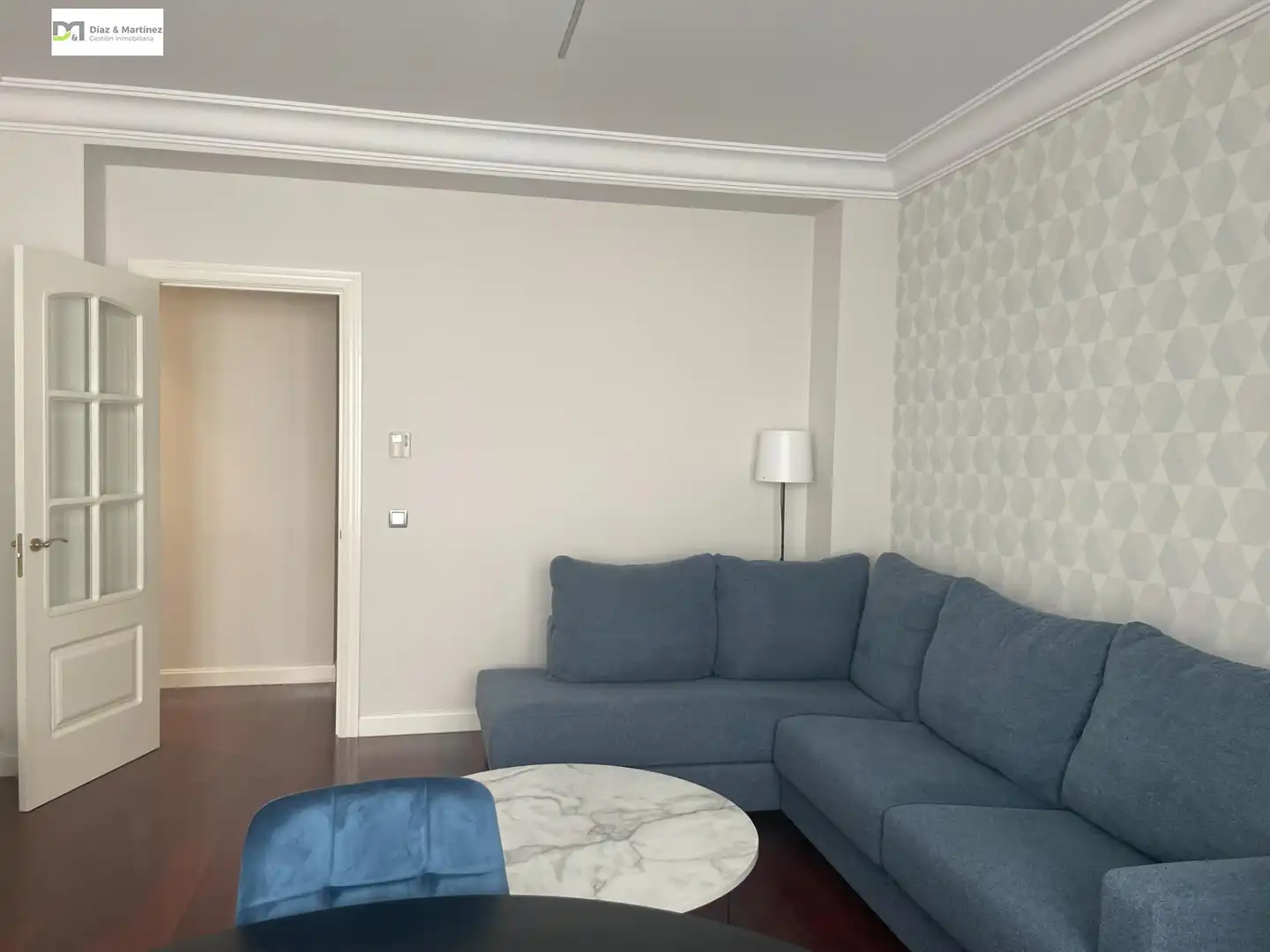 Sala de estar de Piso en venta en León Capital  con Calefacción, Trastero y Amueblado