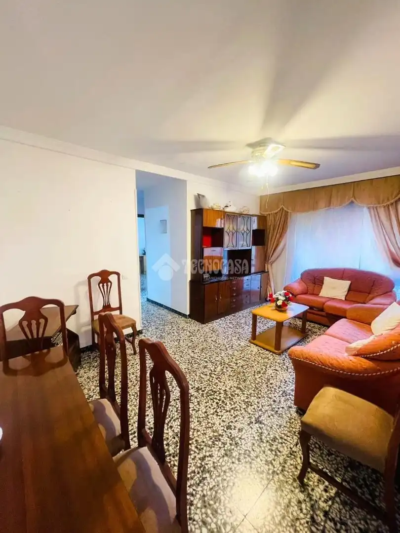 Sala de estar de Piso en venta en Fuengirola con Balcón