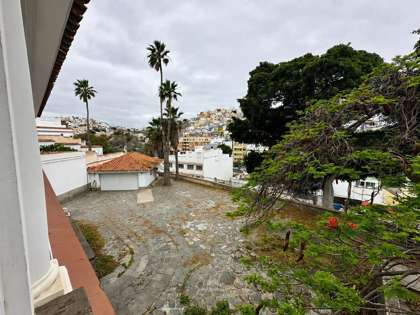 Exterior view of Detached homes for sale in Las Palmas de Gran Canaria  with Terrace and Balcony