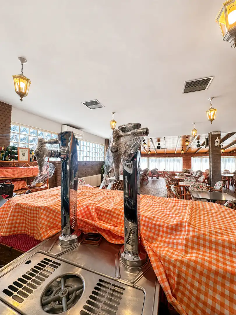 Business premises to rent in Avenida de la Constitución, imagen 37