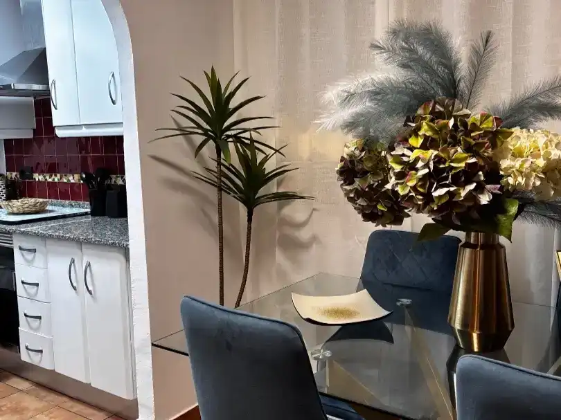 Comedor de Piso de alquiler en Vera con Aire acondicionado, Piscina y Balcón