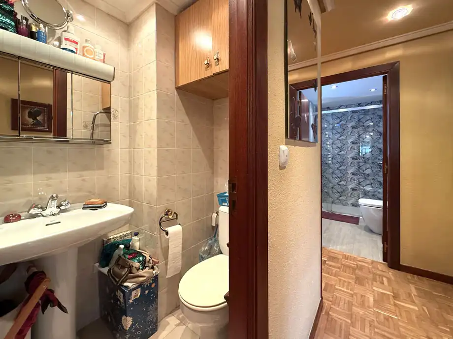 Baño de Piso en venta en Vitoria - Gasteiz con Calefacción, Parquet y Terraza