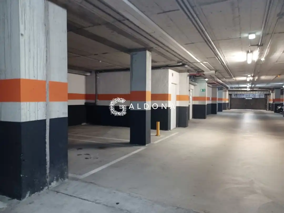 Parking for sale in Zarautz Kalea, imagen 4