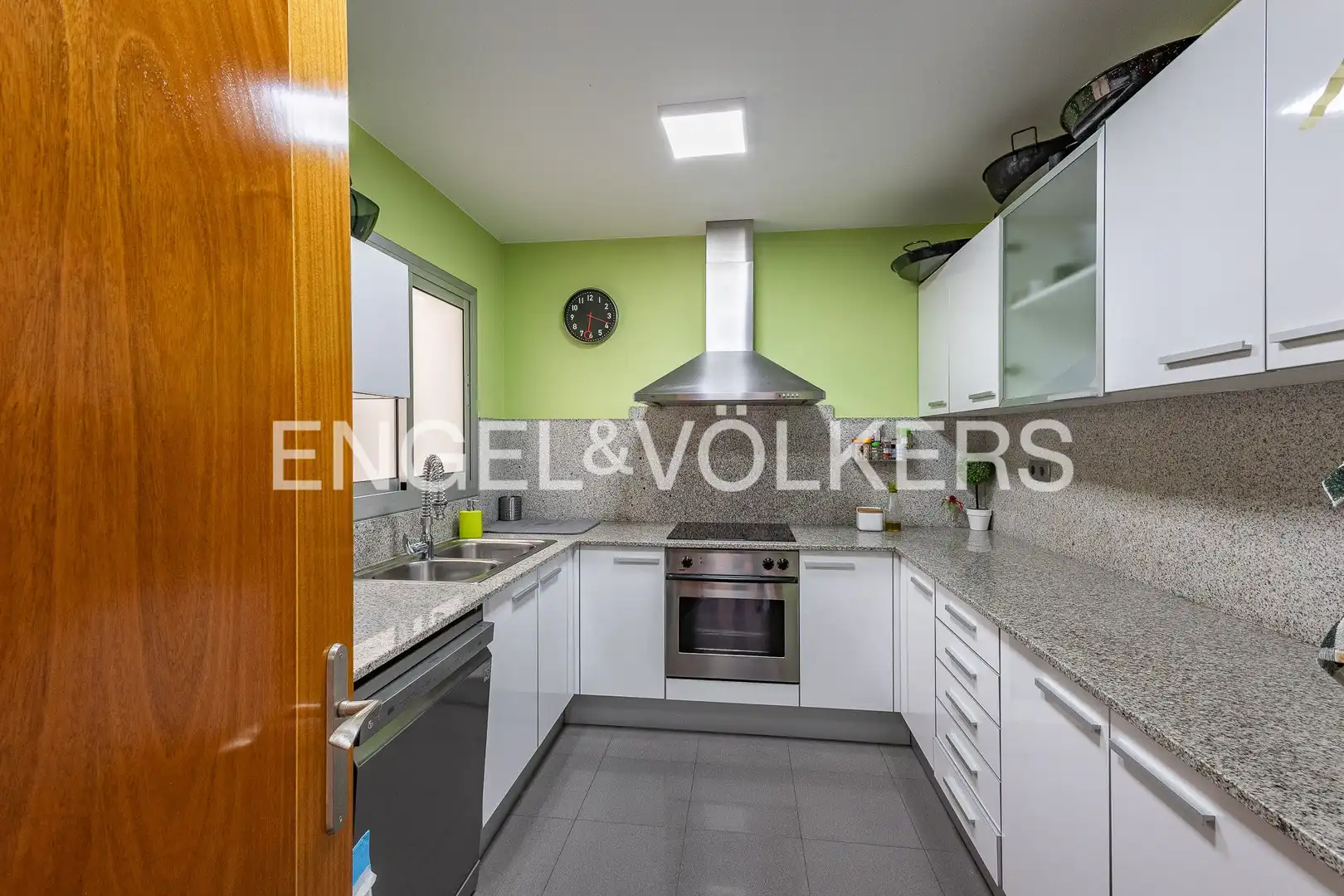 Kitchen of Attic for sale in Cubelles  with Air Conditioner, Heating and Private garden