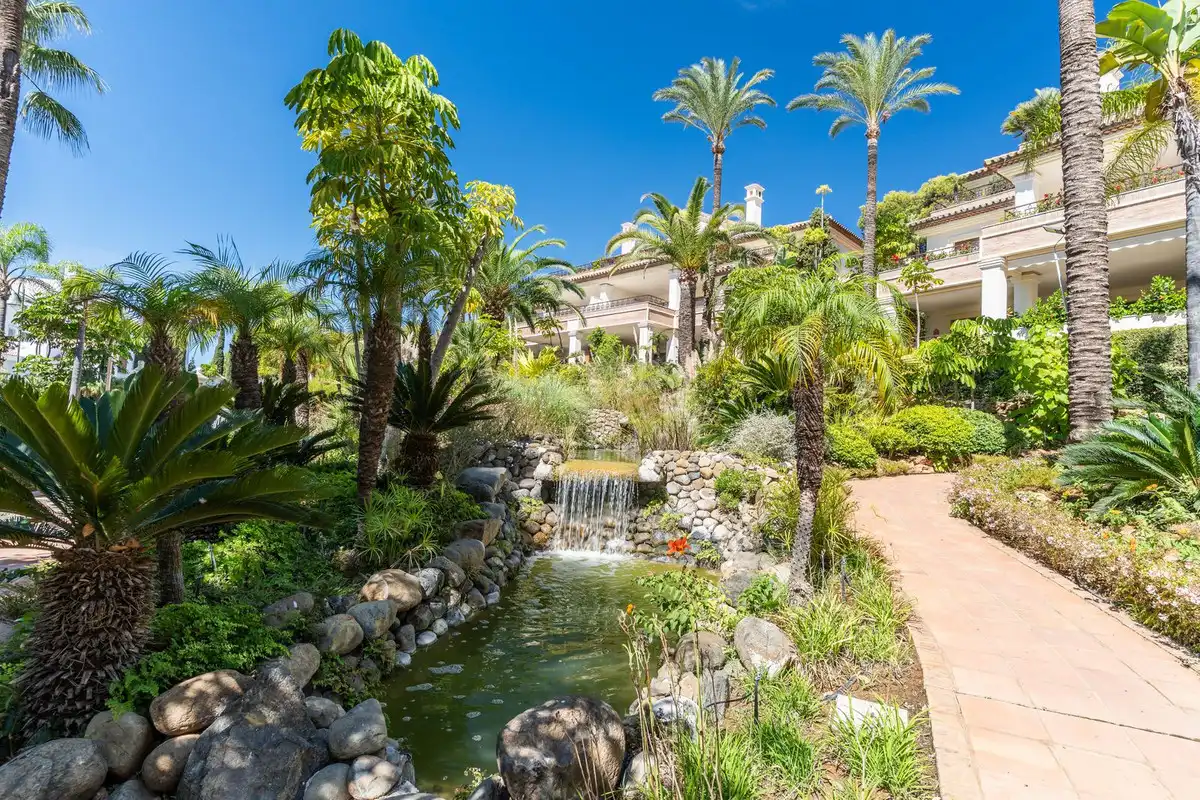 Piso con ascensor en venta en Río Real - Los Monteros, imagen 37