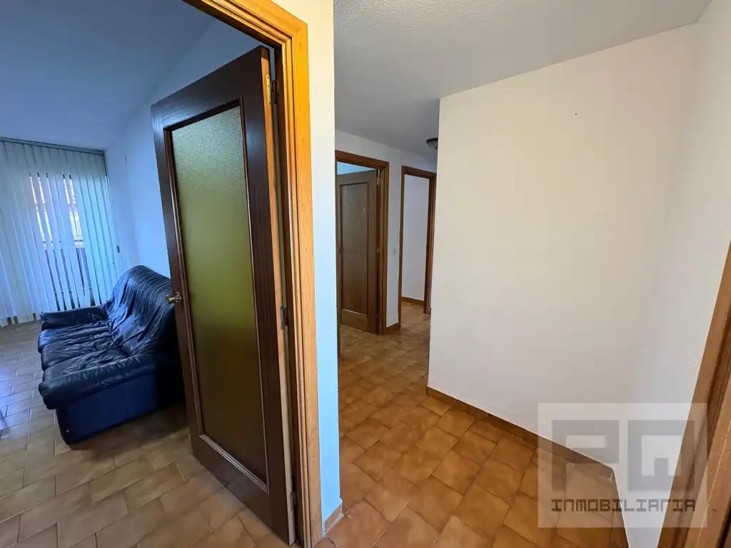 Flat for sale in Las Navas del Marqués , Ávila
