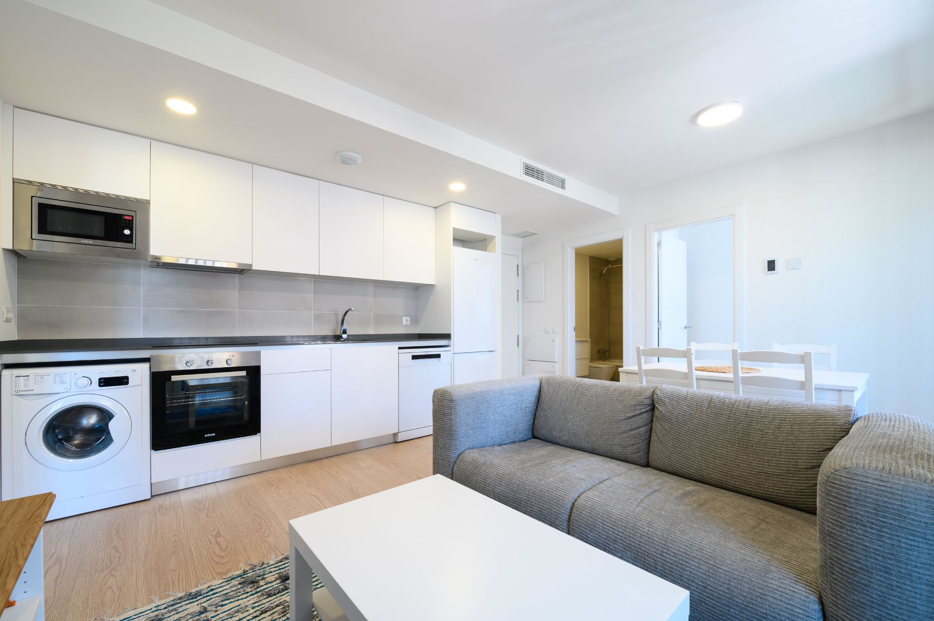 Living room of Flat for sale in  Madrid Capital  with Air Conditioner, Heating and Terrace
