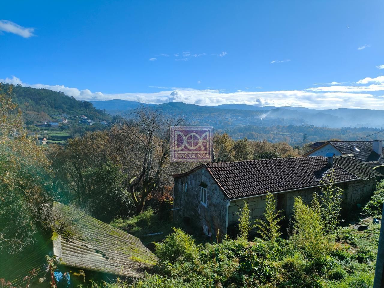 Vista exterior de Casa o xalet en venda en Mondariz amb Calefacció i Jardí privat