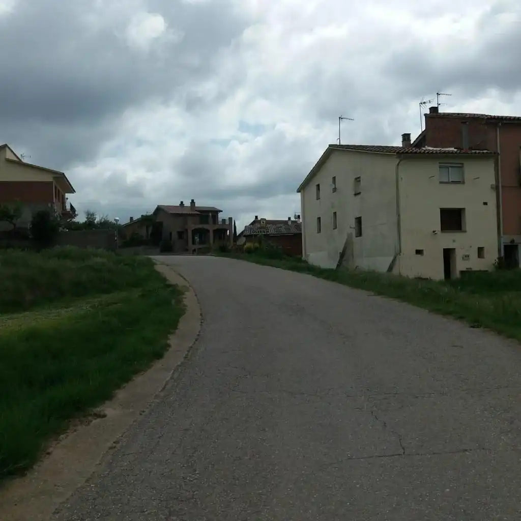 Land for sale in Olvan