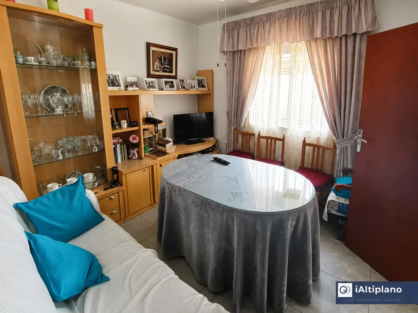 Sala de estar de Casa o chalet en venta en Baza con Terraza y Amueblado