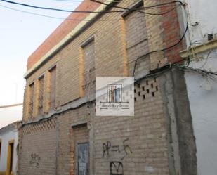 Vista exterior de Edifici en venda en Jerez de la Frontera