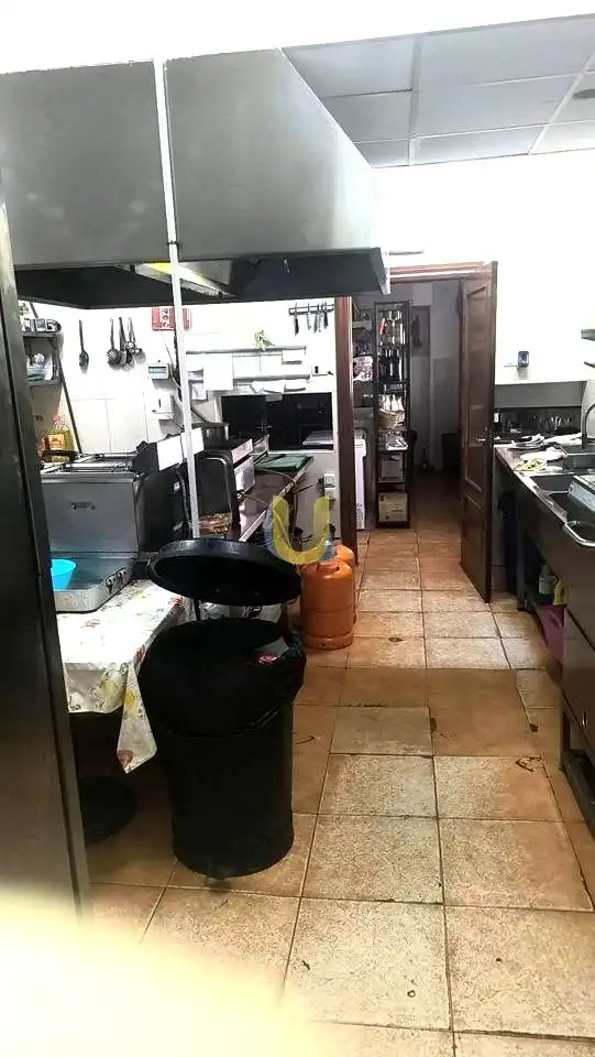 Cocina de Local en traspaso en Puertollano