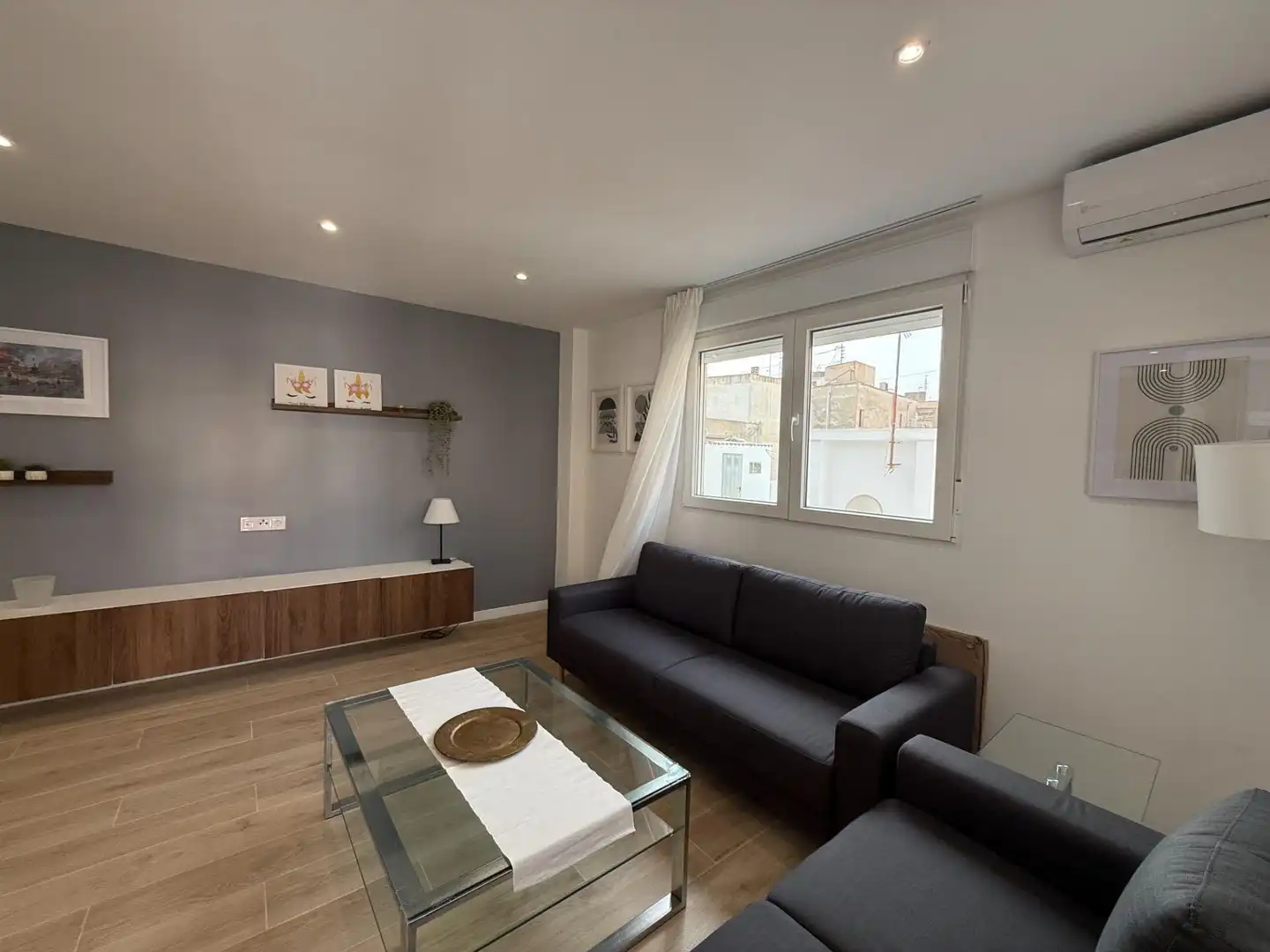 Living room of Flat for rent in Murcia  with Air Conditioner, Furnished and Balcony