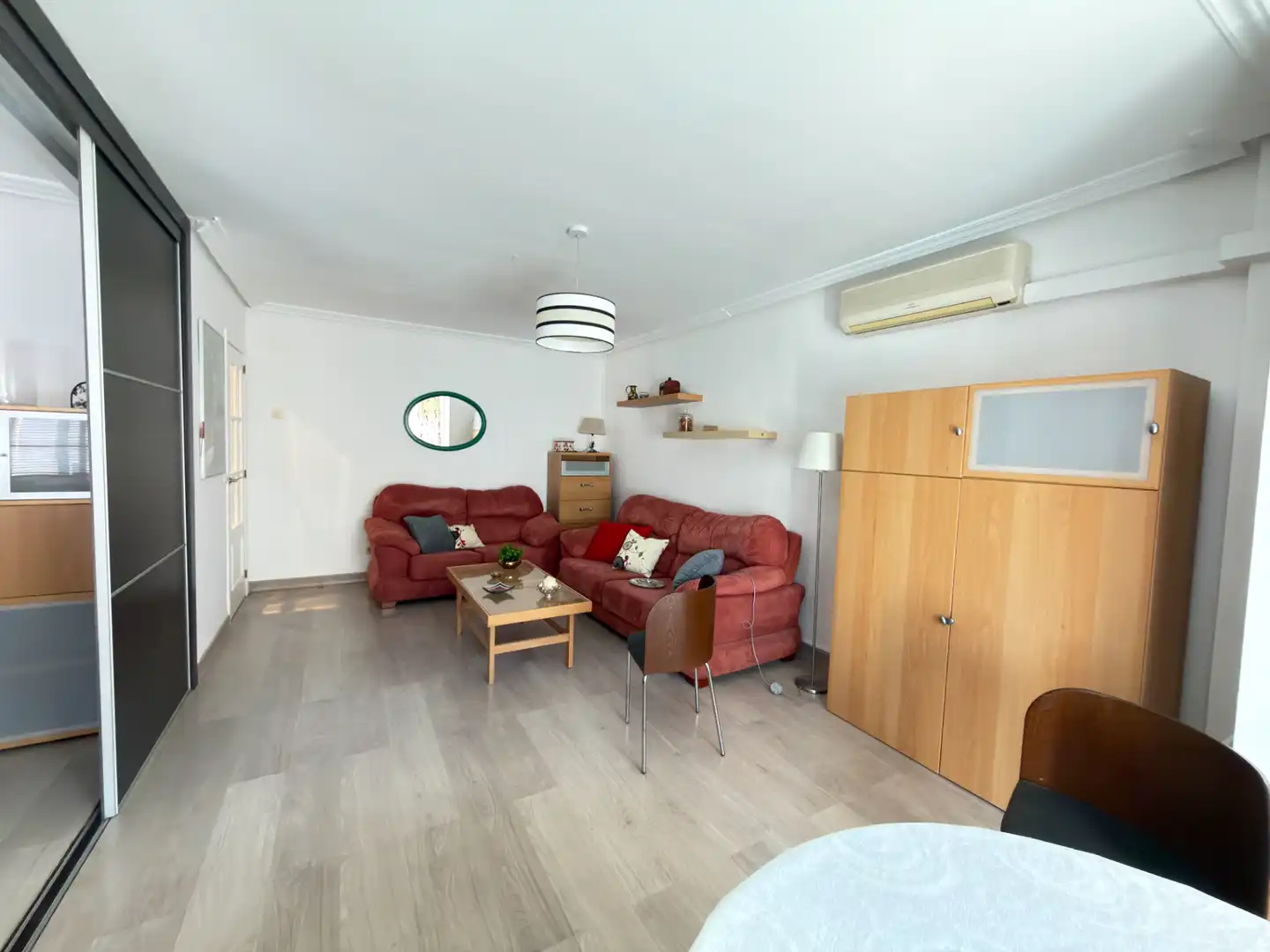 Sala de estar de Piso en venta en Úbeda con Aire acondicionado, Calefacción y Parquet