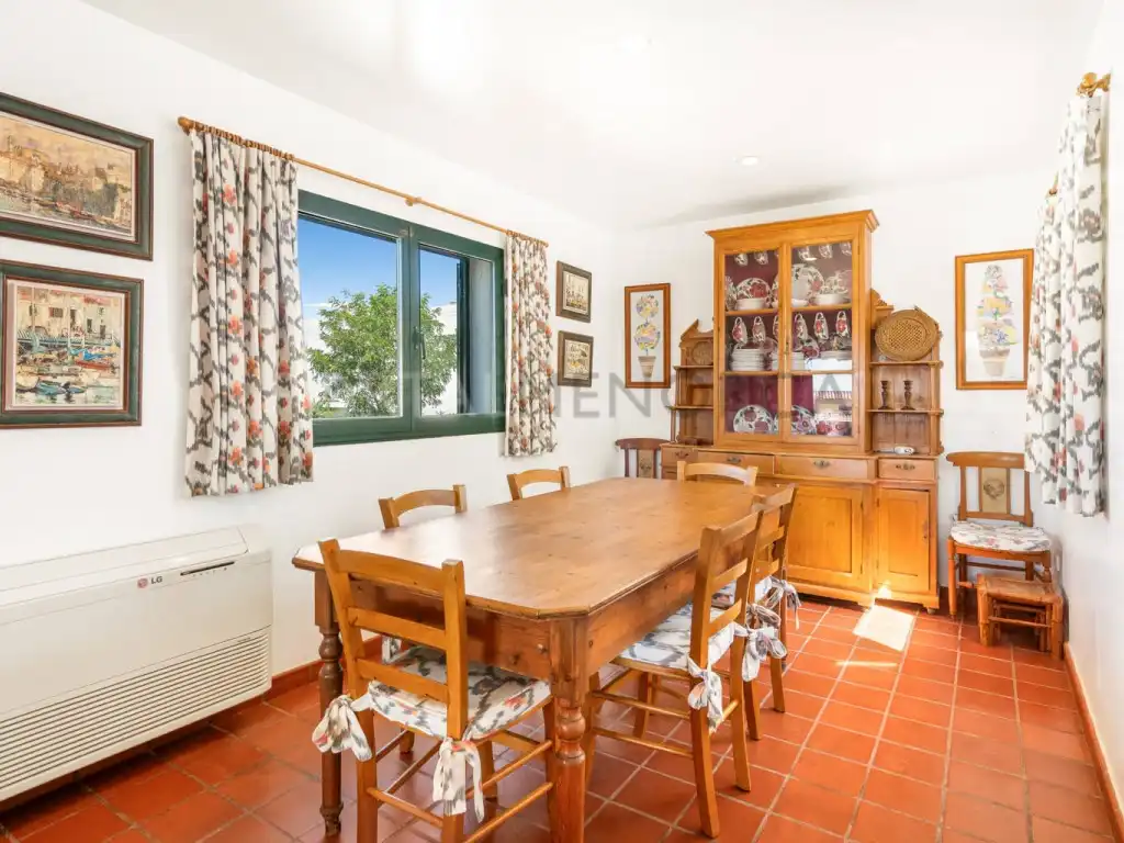 Menjador de Casa o xalet en venda en Cala d'en Bosch - Serpentona