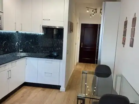 Cuina de Estudi de lloguer en Vigo  amb Parquet, Moblat i Rentadora
