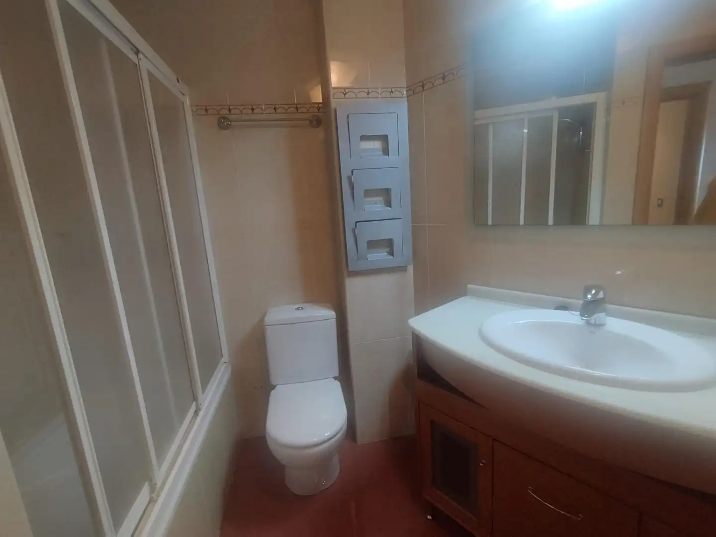 Bany de Apartament de lloguer en Lugo amb Calefacció, Terrassa i Traster