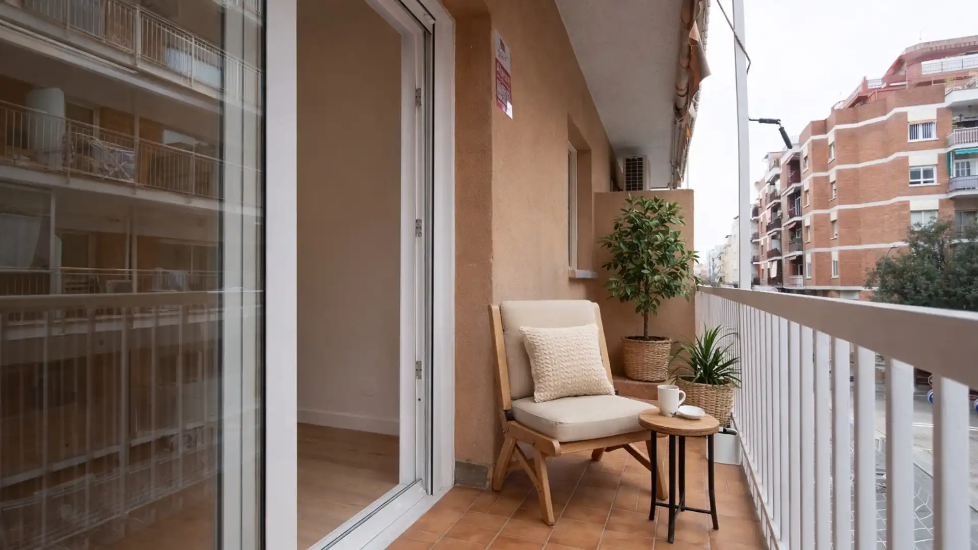 Terraza de Piso en venta en Castelldefels con Calefacción y Balcón