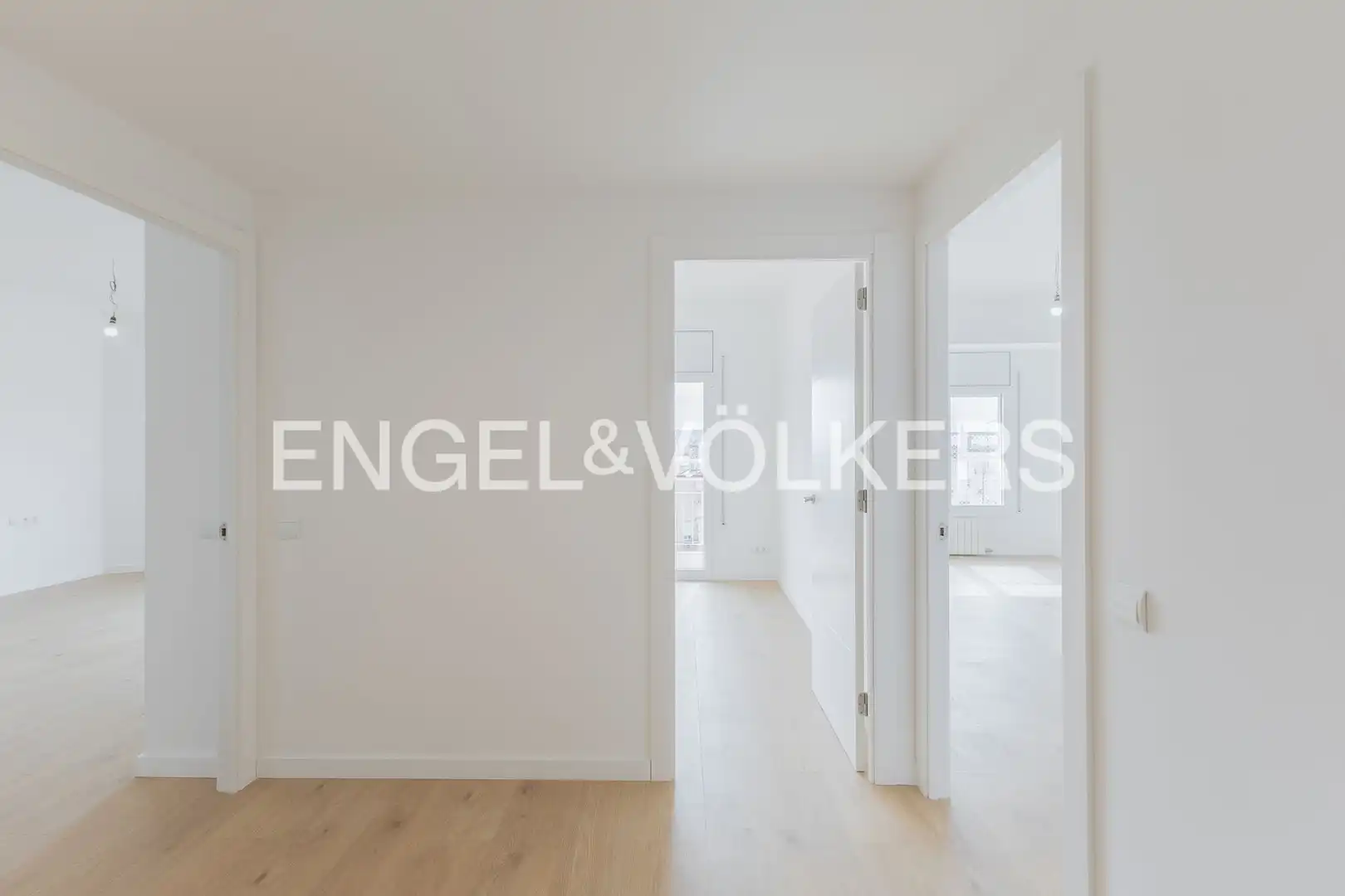 Wohnung zur Miete in Barcelona mit Klimaanlage, Heizung und Parkett