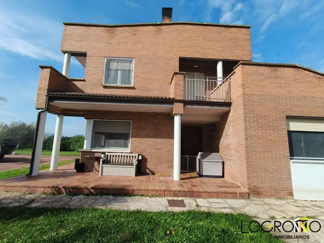 Casa o xalet en venda a Alberite