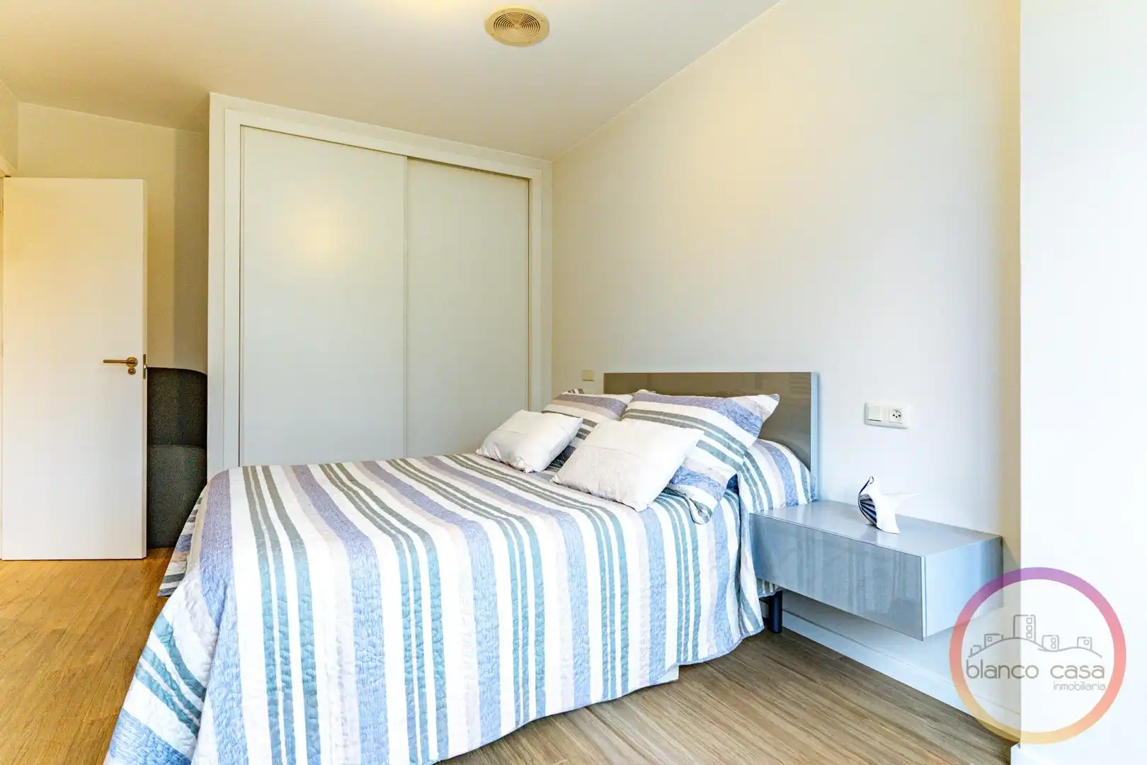 Habitación de Casa o chalet en venta en Carballo con Calefacción, Jardín privado y Trastero