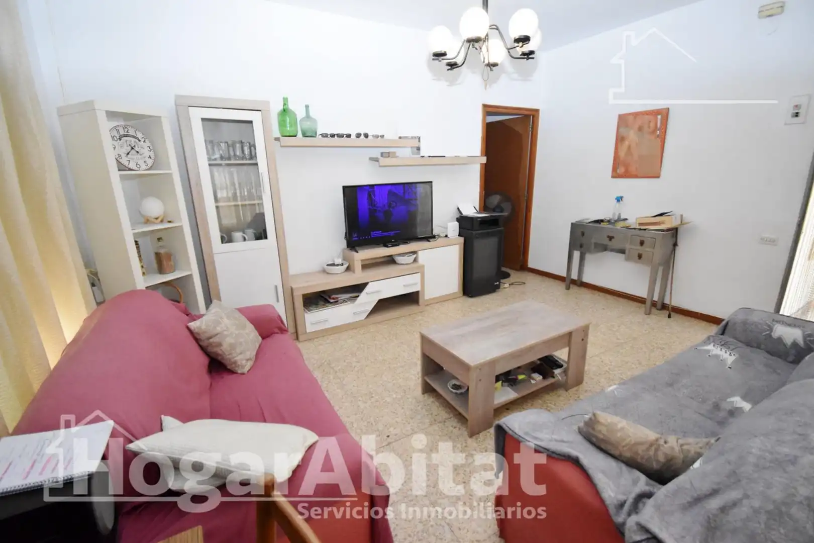 Sala d'estar de Casa adosada en venda en Oropesa del Mar / Orpesa amb Terrassa, Traster i Moblat