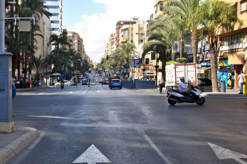 Geschaftsraum zur Miete in Calle Belando, 6, Mercado