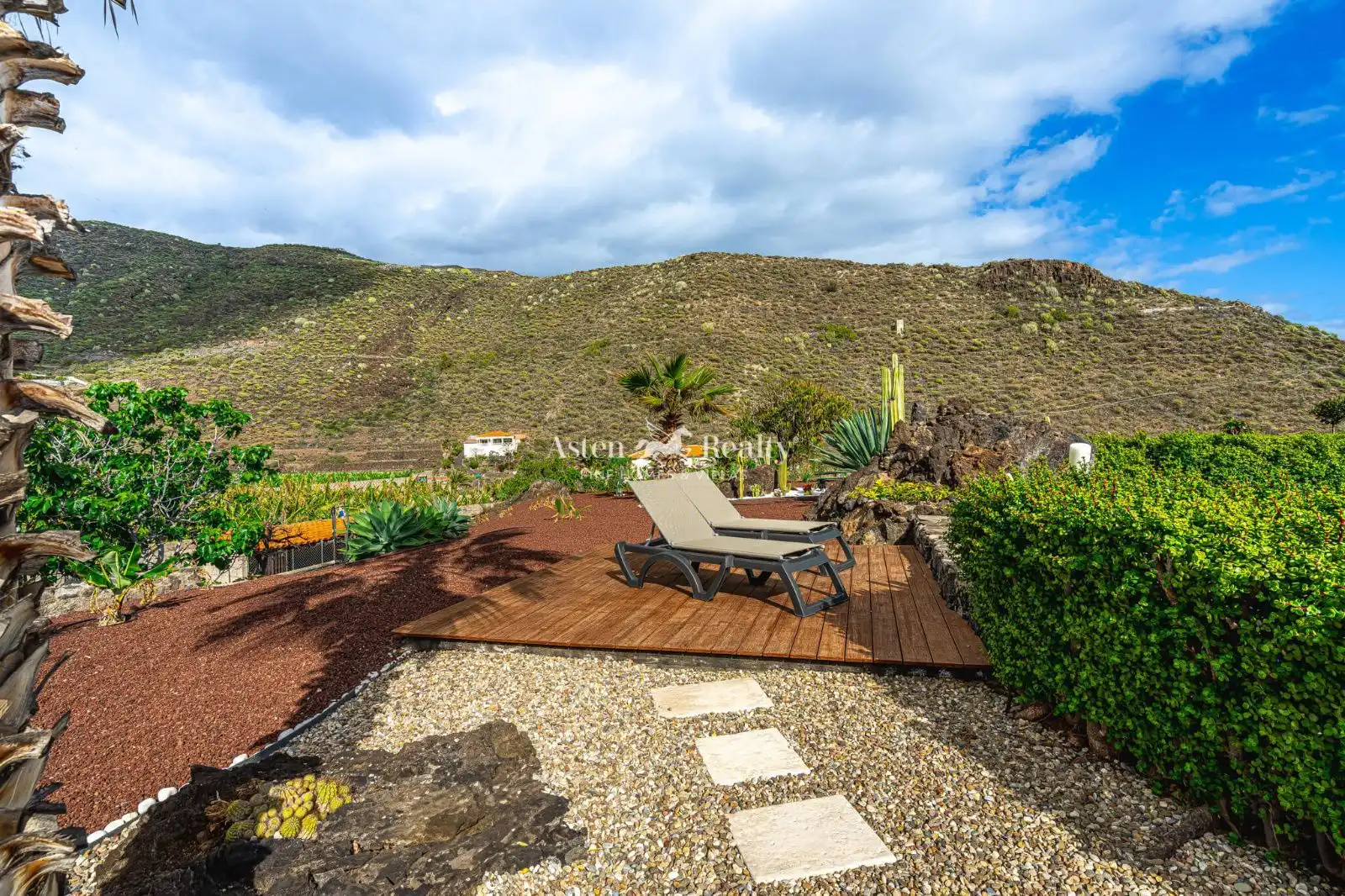 Jardín de Casa o chalet en venta en Santiago del Teide con Aire acondicionado, Calefacción y Piscina