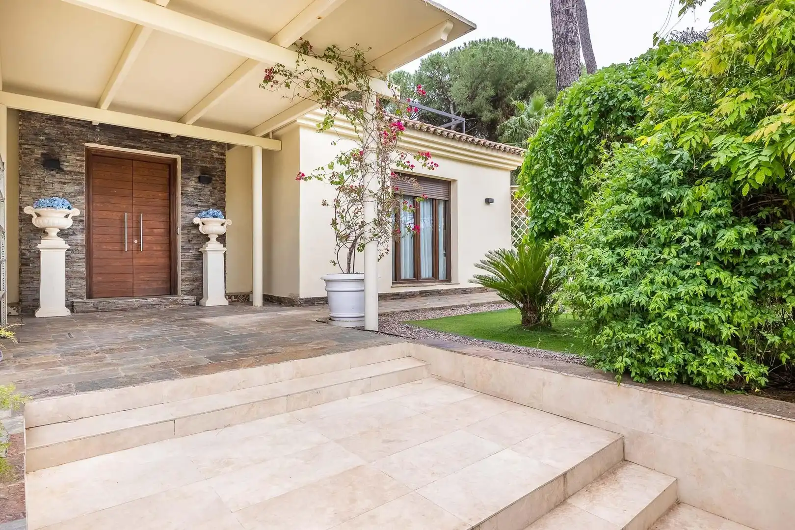 Chalet con piscina en venta en Bollullos de la Mitación, imagen 13
