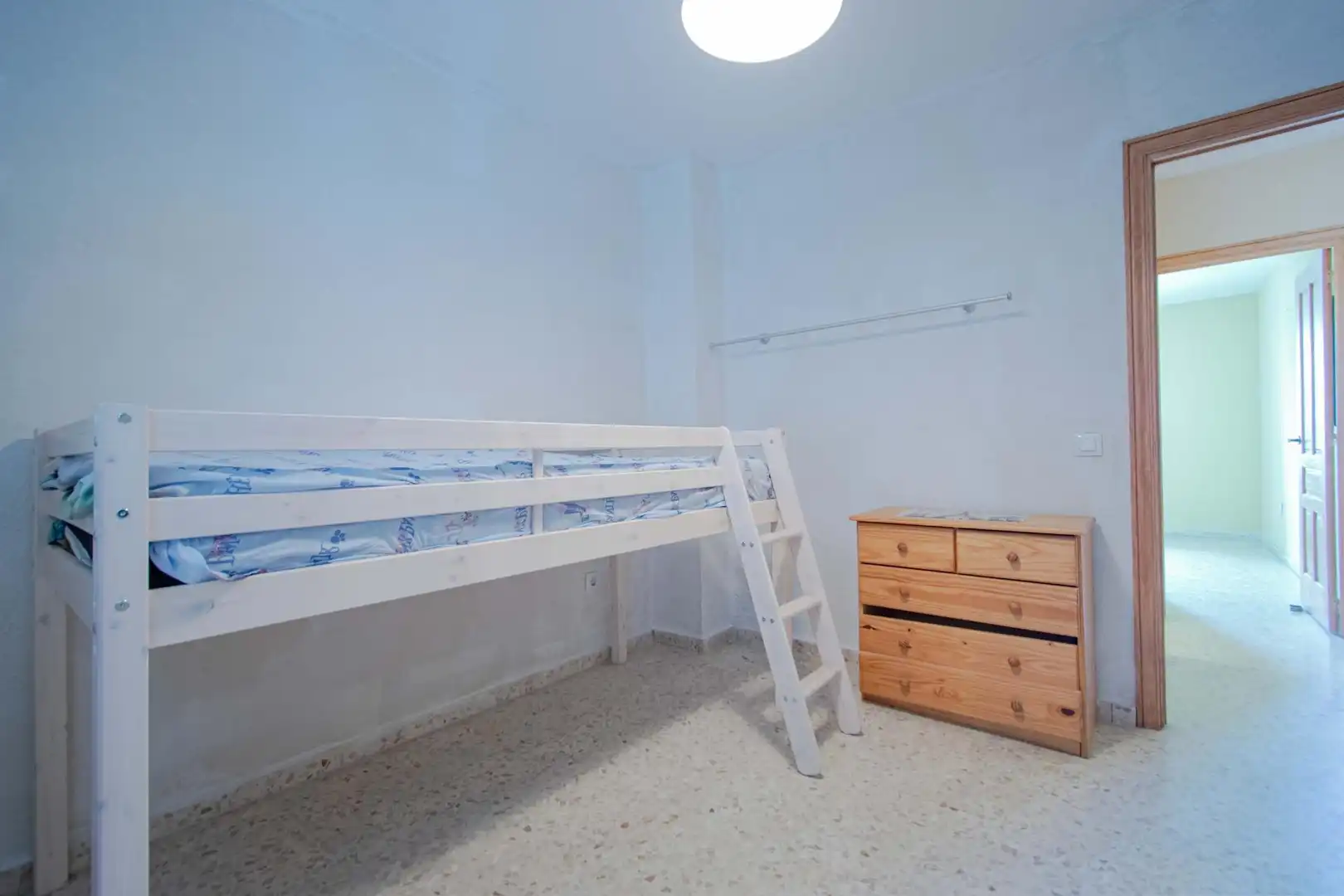 Dormitori de Casa adosada en venda en Tomares amb Terrassa i Traster