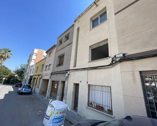 Exterior view of Flat to rent in Terrassa  with Balcony