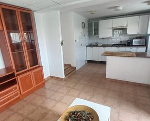 Cuina de Casa o xalet de lloguer en Casarrubios del Monte amb Calefacció, Jardí privat i Moblat