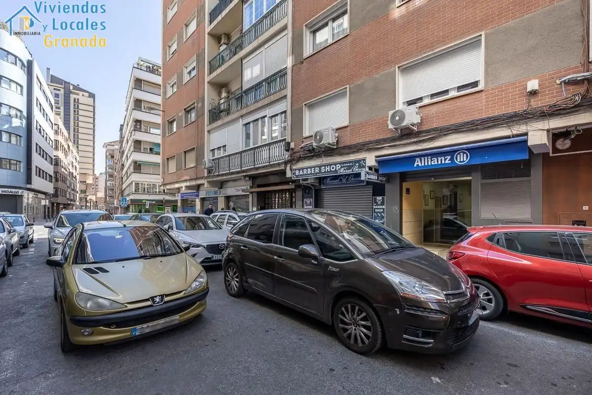 Exterior view of Office for sale in Granada