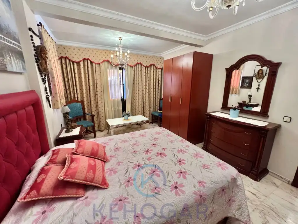 Bedroom of Houses for sale in Dos Hermanas