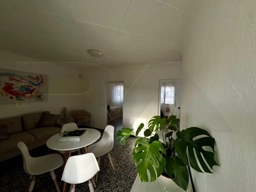 Sala d'estar de Pis en venda en Tarragona amb Forn
