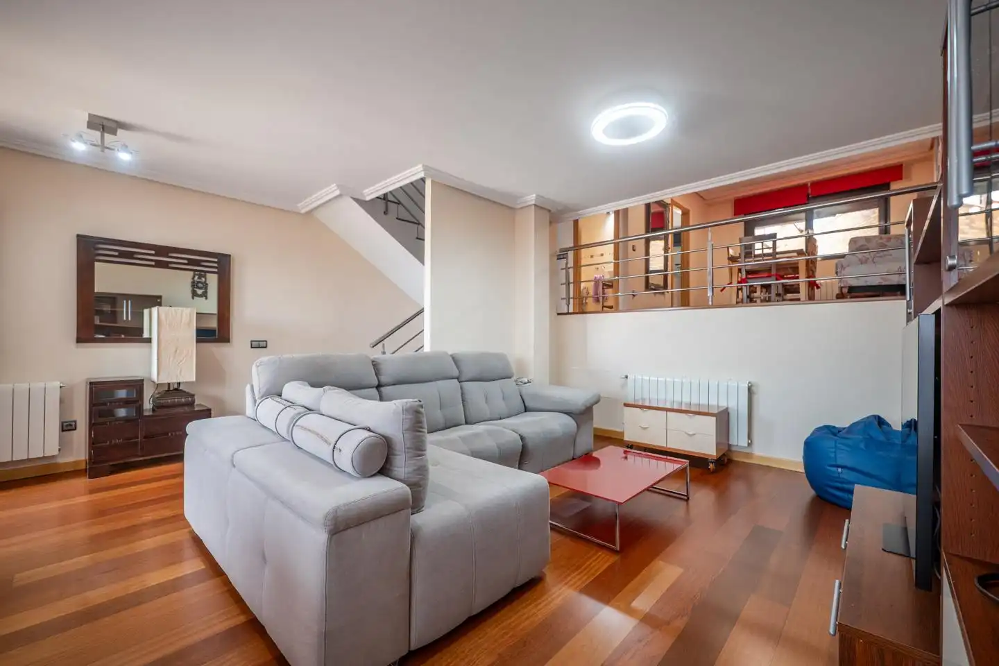 Sala de estar de Casa adosada en venta en Ávila con Calefacción, Jardín privado y Terraza