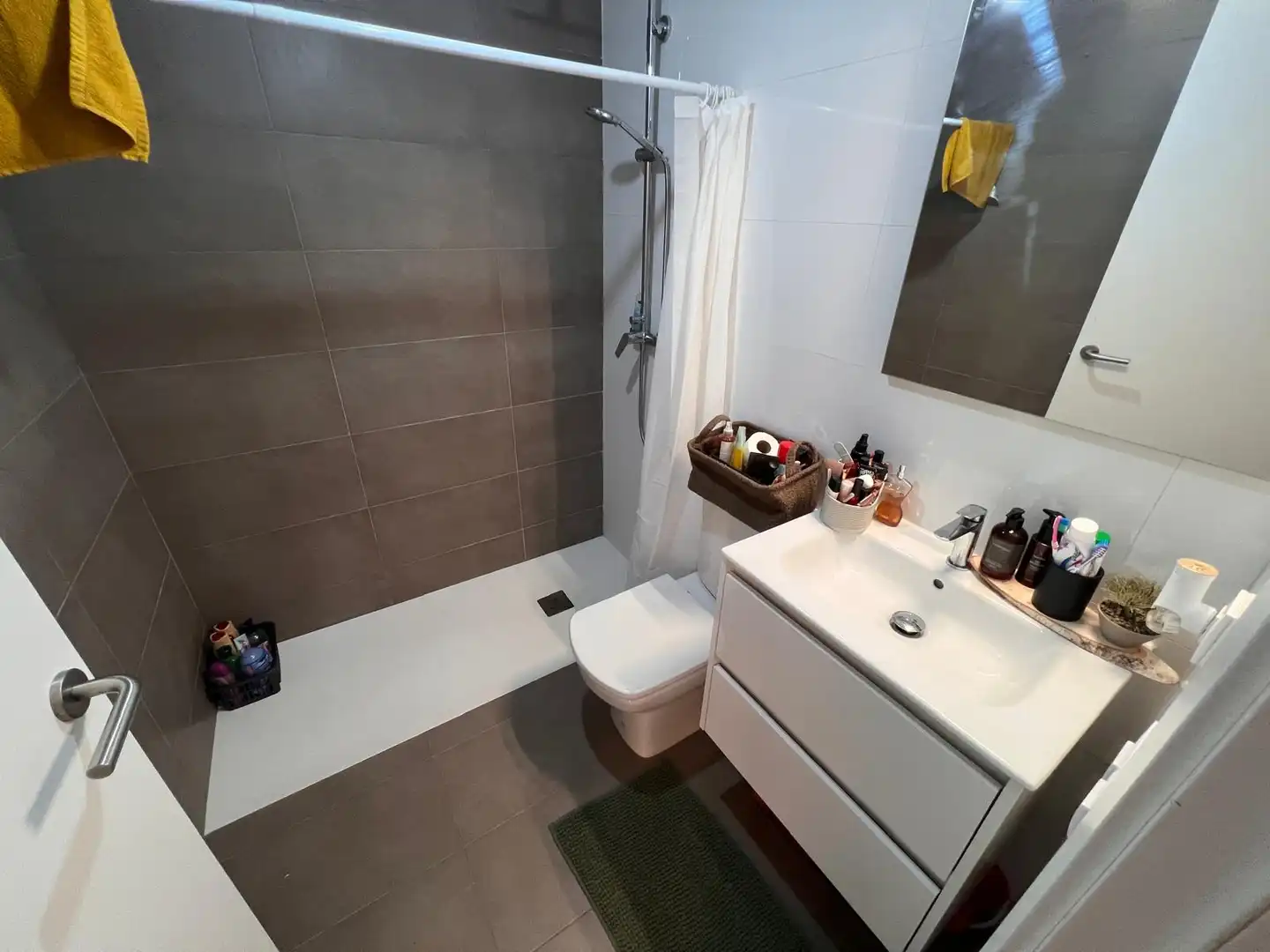 Baño de Piso en venta en Olot con Calefacción y Parquet