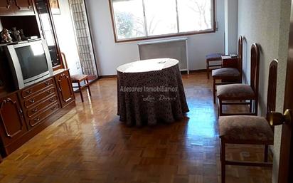 Living room of Flat for sale in  Madrid Capital  with Terrace