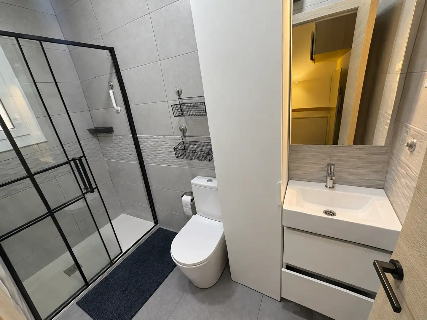 Baño de Piso en venta en L'Hospitalet de Llobregat con Calefacción y Parquet