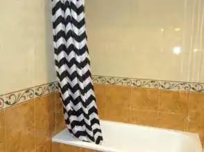 Baño de Dúplex de alquiler en Gijón  con Calefacción, Parquet y Amueblado