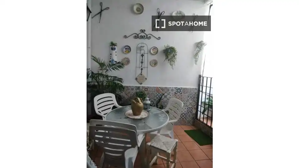 Terrassa de Apartament per a compartir en Encinasola amb Aire condicionat, Terrassa i Moblat
