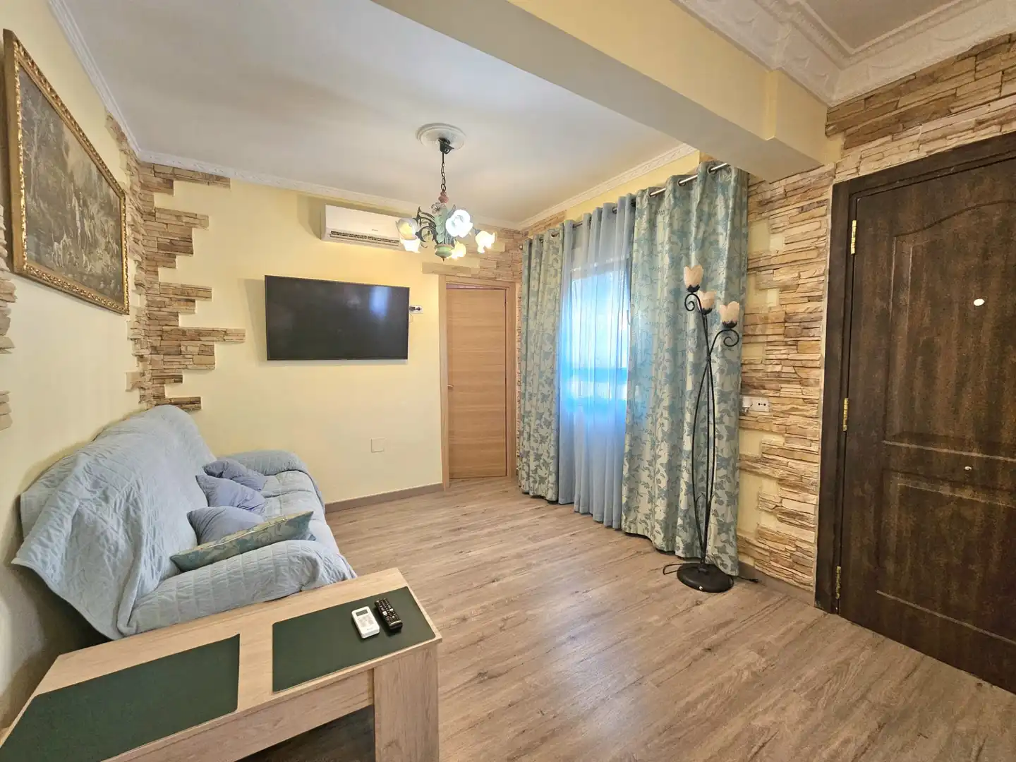 Habitación de Casa o chalet en venta en Torrevieja con Aire acondicionado, Jardín privado y Terraza