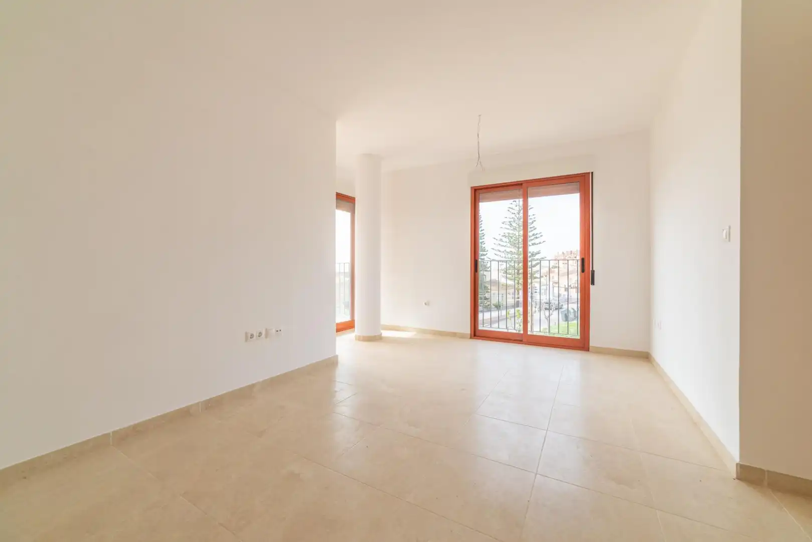 Apartamento con terraza en venta en Avileses, imagen 2