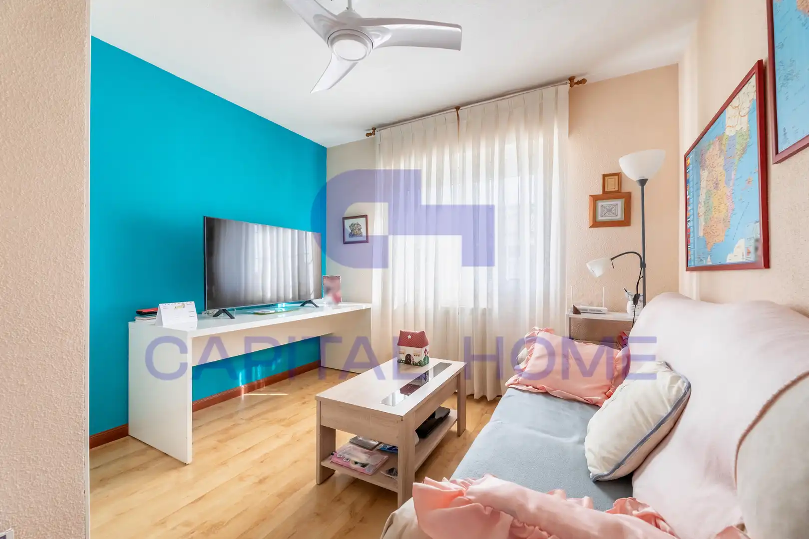 Living room of Houses for sale in Azuqueca de Henares  with Air Conditioner, Heating and Storage room