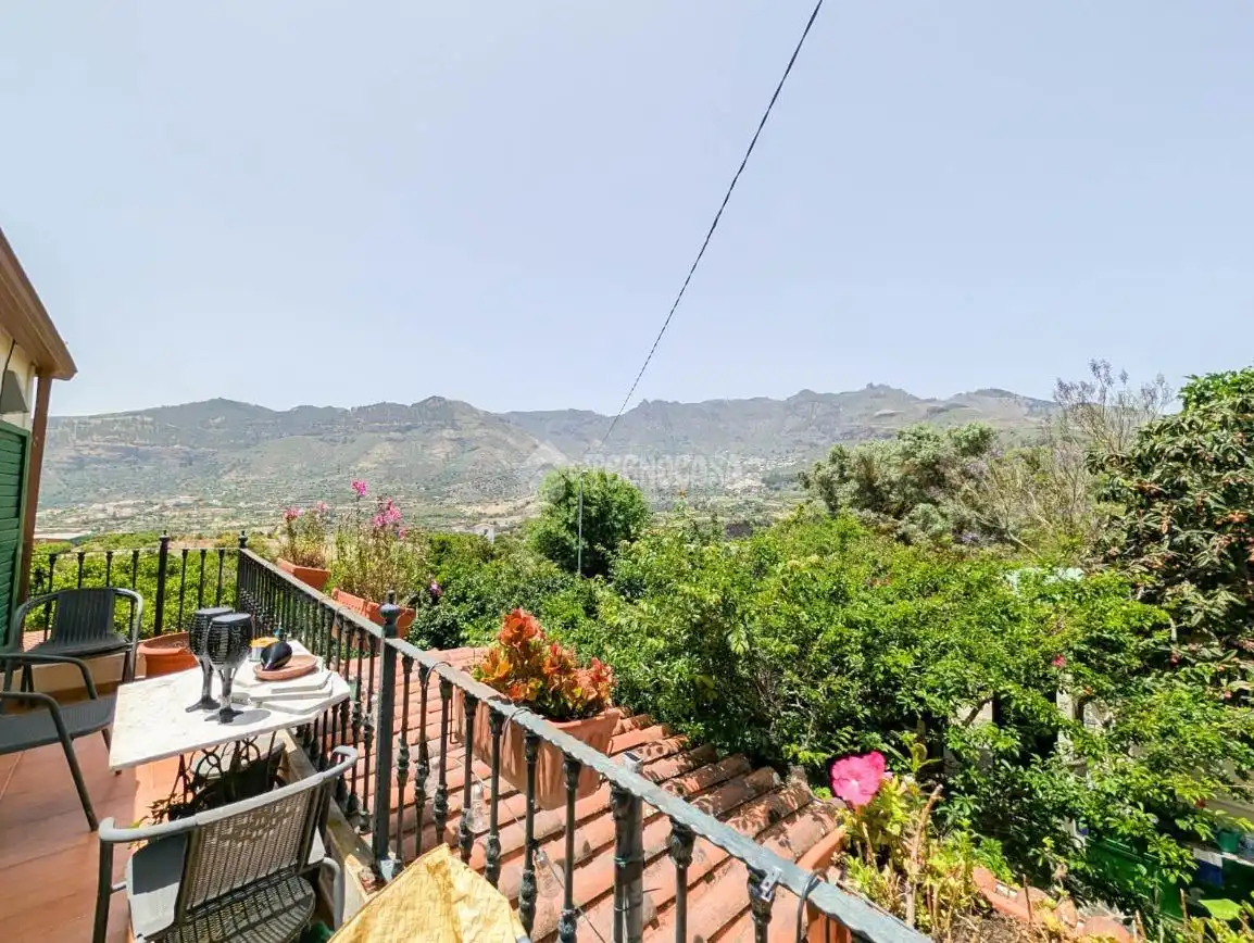 Vista exterior de Casa o chalet en venta en Valsequillo de Gran Canaria con Aire acondicionado y Parquet