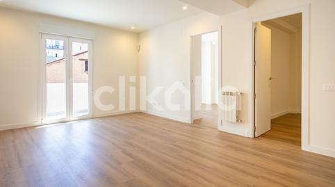 Foto 3 de Piso en venta en Arapiles, Madrid