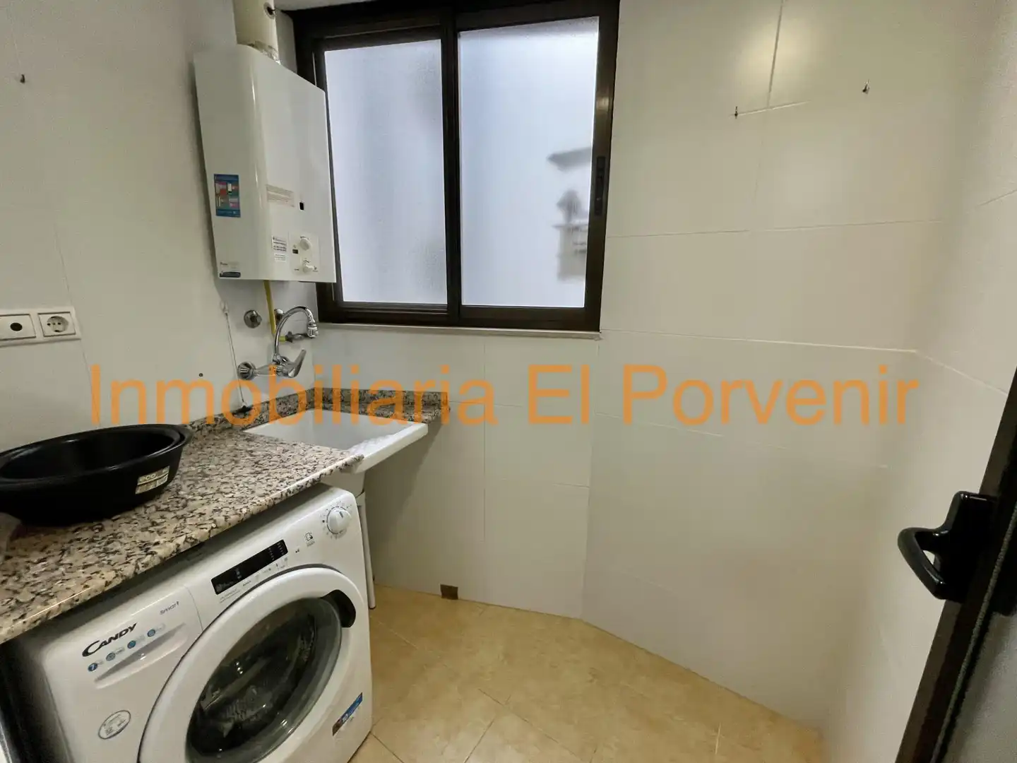 Flat for rent in Torrent  with Air Conditioner, Storage room and Balcony