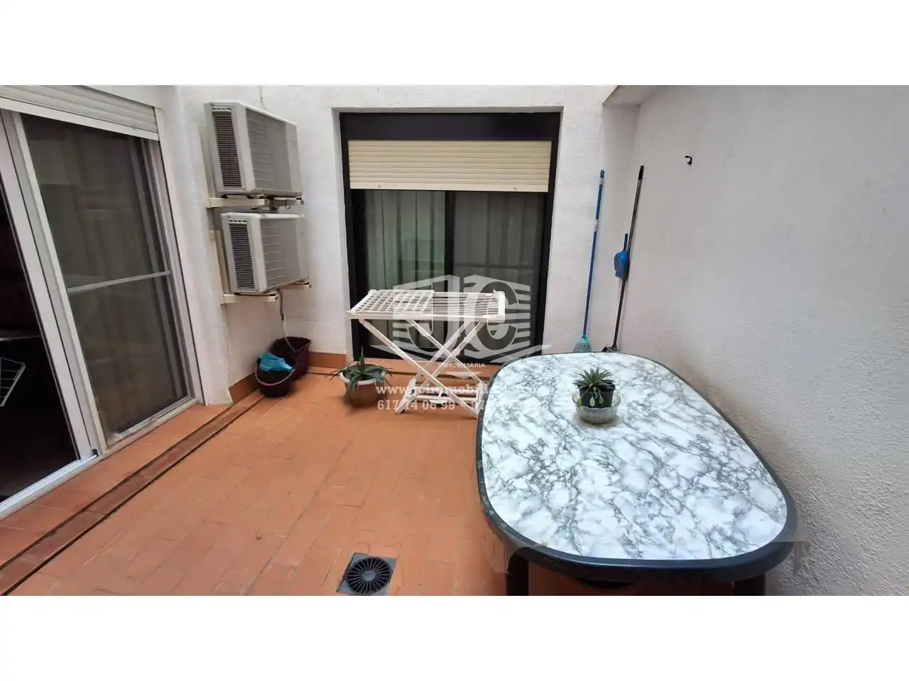 Terrasse von Wohnung zum Verkauf in Tortosa mit Klimaanlage, Terrasse und Möbliert