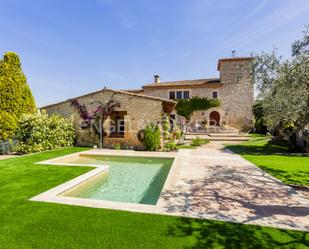 Vista exterior de Finca rústica en venda en Castellet i la Gornal amb Aire condicionat, Jardí privat i Traster